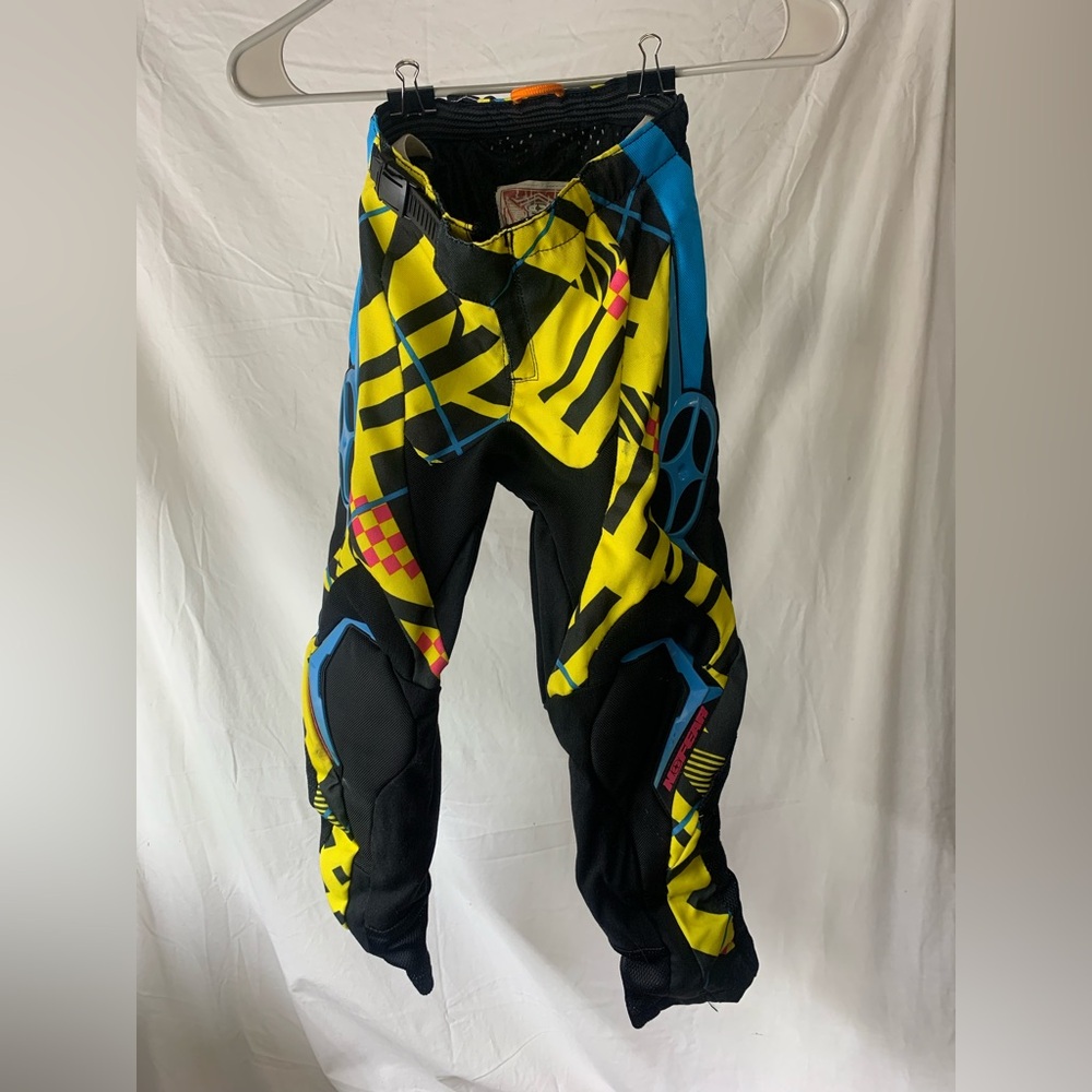 NO FEAR-Riding Gear Pants (Big Kids Sz20)